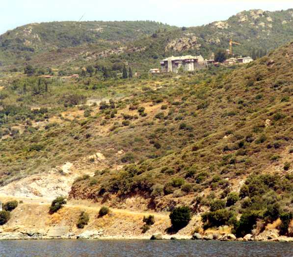 climbing the hill of Xiropotamou in 35 deg.C.
